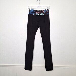 Lululemon Skinny Groove Leggings Sz 4 Petal Pop Floral Waist Workout Gym Sporty